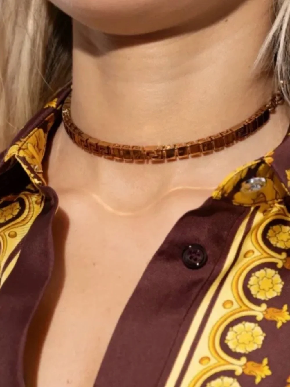 Versace greca gold
